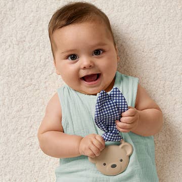 Itzy Crinkle Crew™ - Taupe Bear