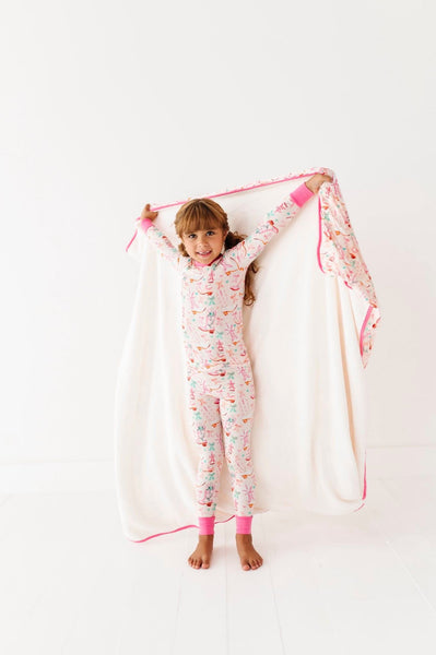 Dolly Plush Toddler Blanket