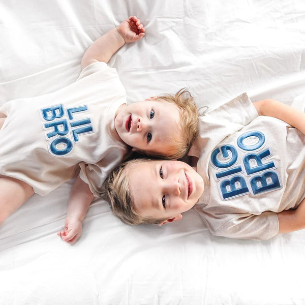 LIL BRO EMBROIDERED PATCH SHORT SLEEVE ROMPER - NATURAL