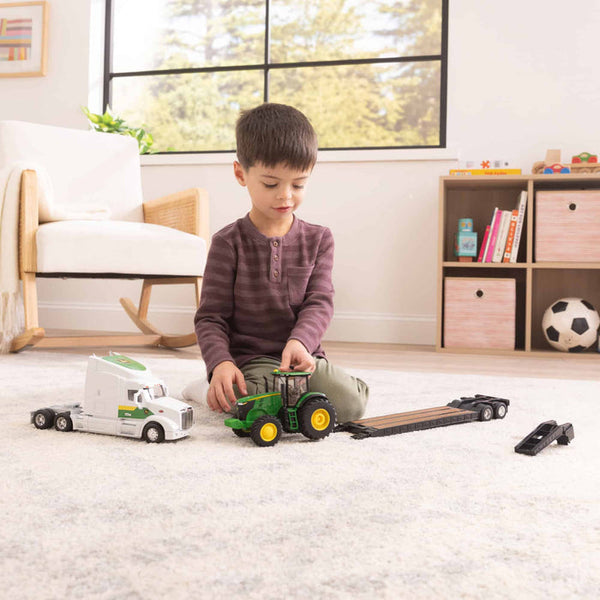 1:32 Peterbilt Model 579 Semi w/ Lowboy Trailer & John Deere Tractor