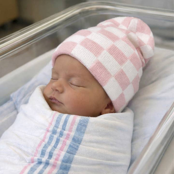 Baby's First Hat - Petal pink/Warm White Checkerboard