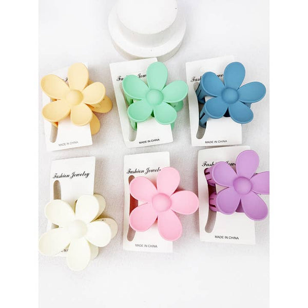 Pastel Tone Daisy Hair Clips