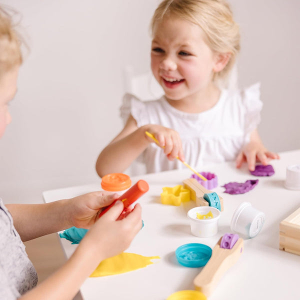 MD  Cut, Sculpt & Roll Modeling Dough Kit