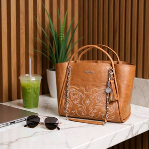 Itzy Explorer™ Canvas Tote Bag - Giddy Up