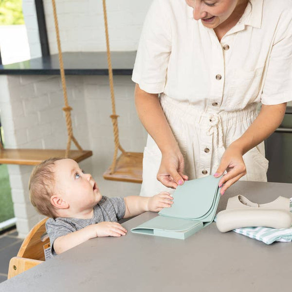 BT Pack and Go Bundle - Grassy Field Pack