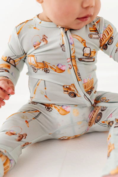 Egg-scavator Convertible Romper