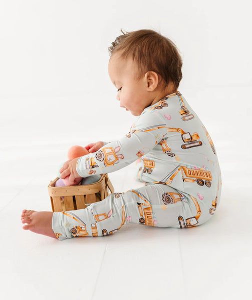 Egg-scavator Convertible Romper