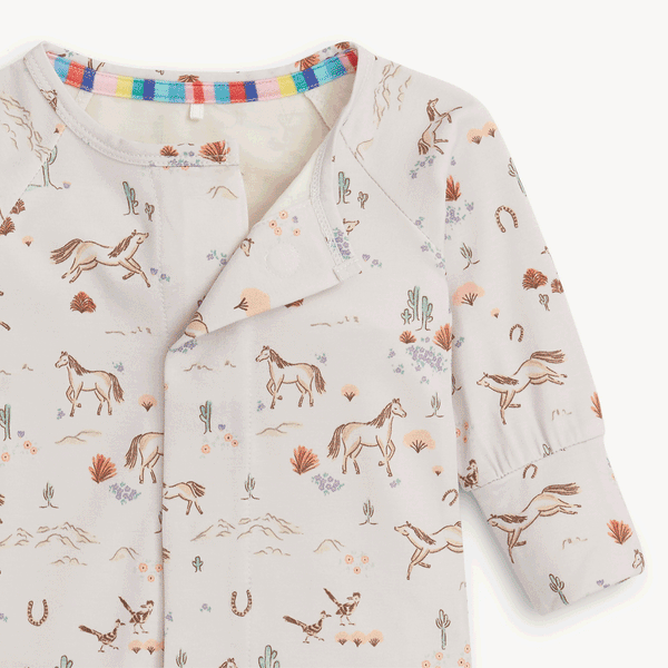 Magnetic RightFit Footie-Born To Run