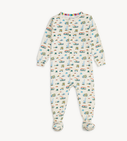 Magnetic Footie-Dumps Like A Truck