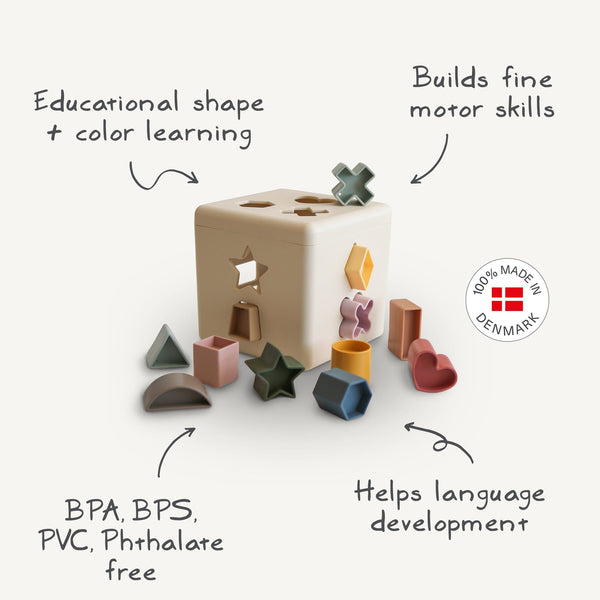Mushie Shape Sorting Box - Tan