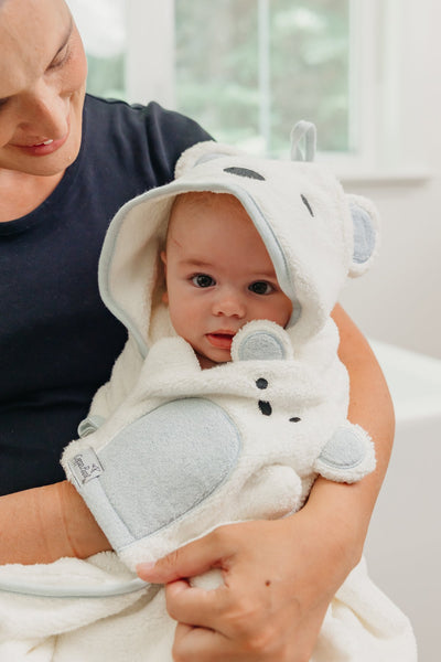CP Juno Character Hooded Towel