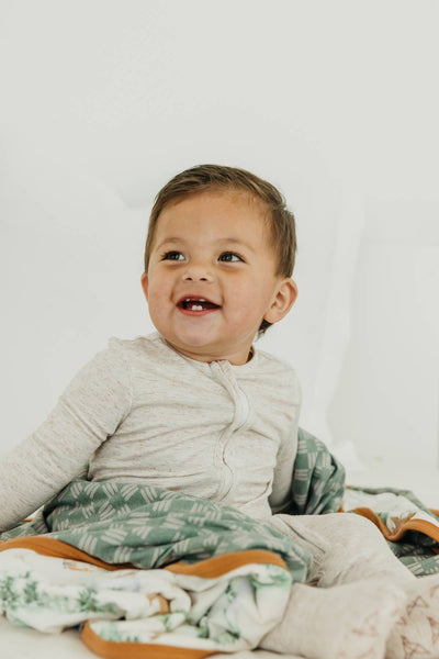 CP Grayson 3-Layer Stretchy Quilt