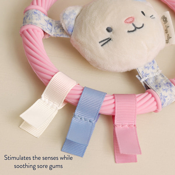 Itzy Ring Pal™ - Teething Ring with Plush Character - Pink Kitty
