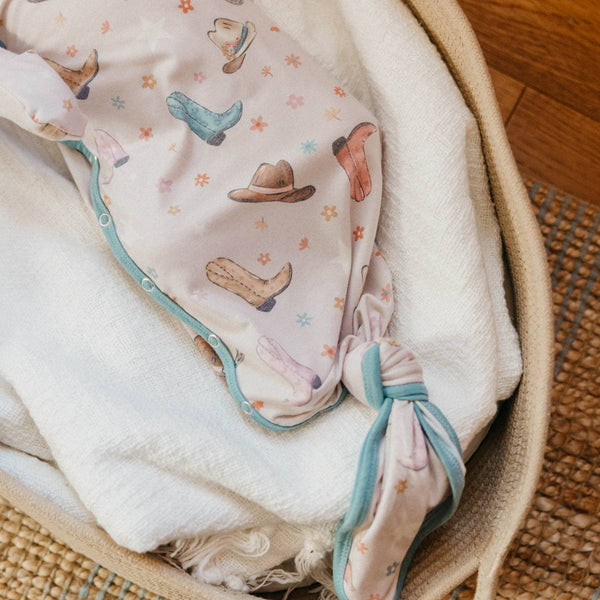 Cheyenne Newborn Knotted Gown