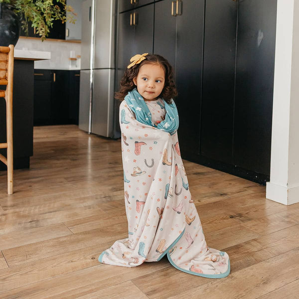 CP Cheyenne 3-Layer Stretchy Quilt