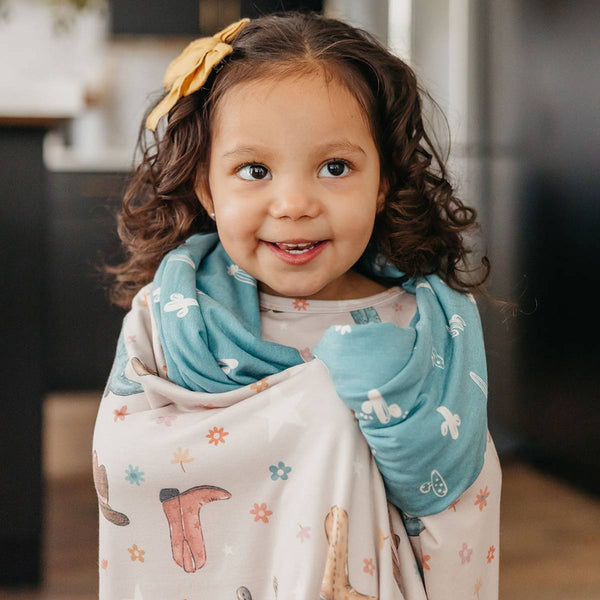 CP Cheyenne 3-Layer Stretchy Quilt