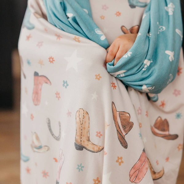 CP Cheyenne 3-Layer Stretchy Quilt