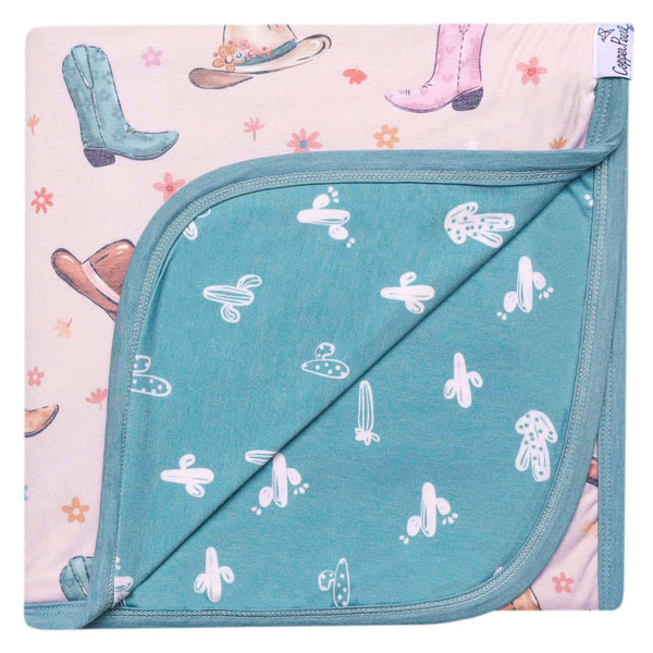 CP Cheyenne 3-Layer Stretchy Quilt