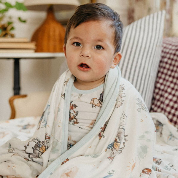 CP Boone 3-Layer Stretchy Quilt