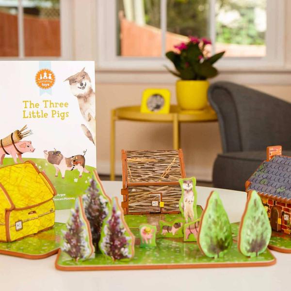 The Three Little Pigs BOOK + PLAYSET