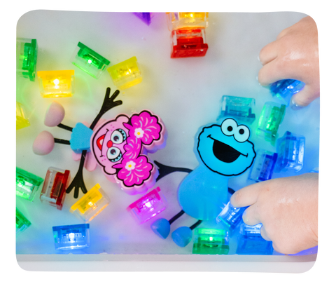 Glo Pals Sesame Street Characters and 2 Cubes